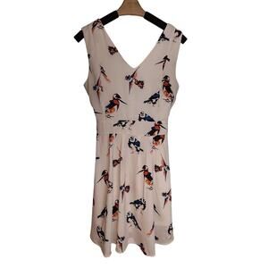 Yuni Women’s Dress, Sz 2/4, White Sleeveless Lined, Tie In Back, Birds Design